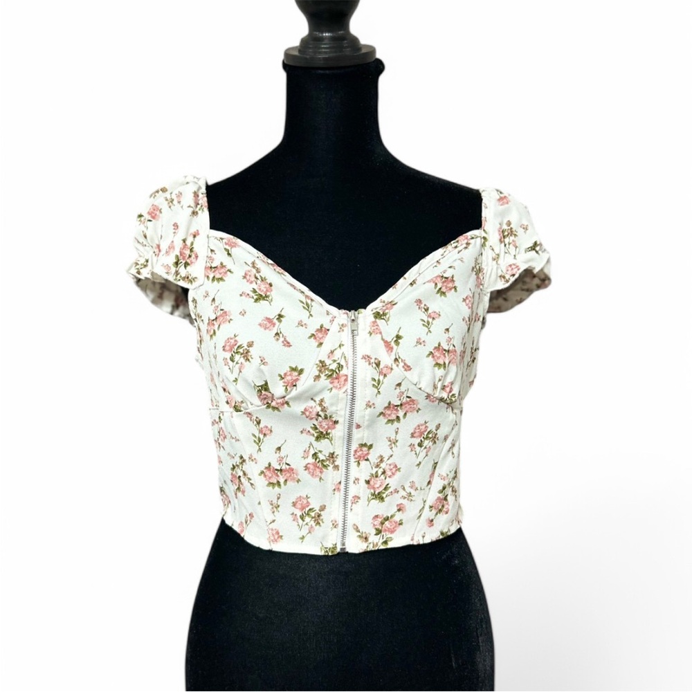 Floral Creme & Pink CropTop M, W/Front Zipper 100% Polyester.Exellent Condition